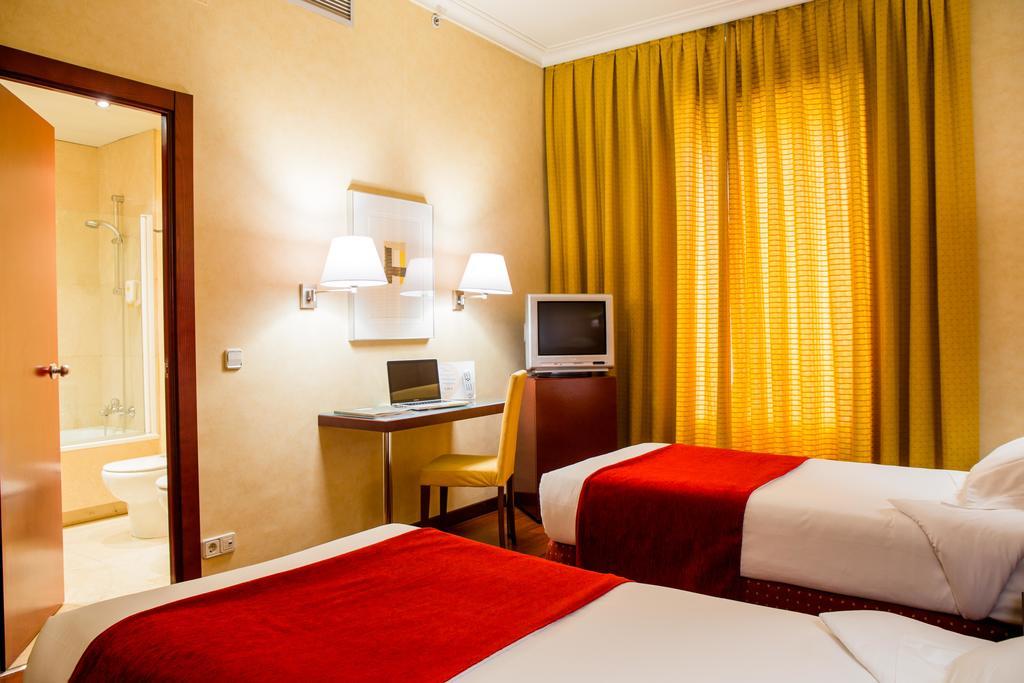 Hotel Arosa マドリード エクステリア 写真