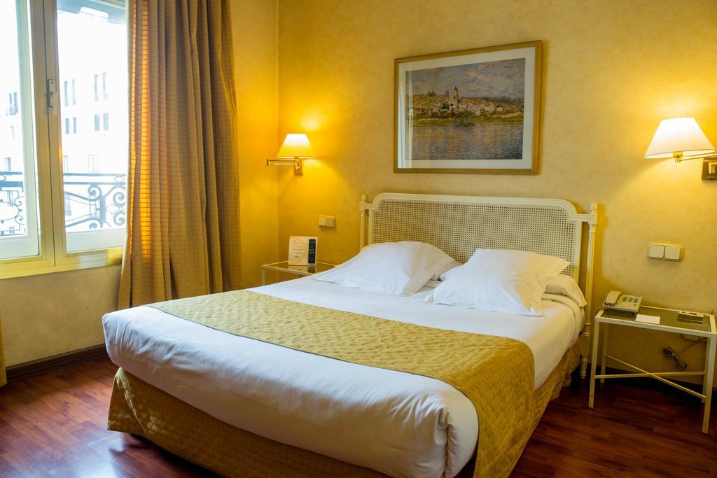 Hotel Arosa マドリード エクステリア 写真